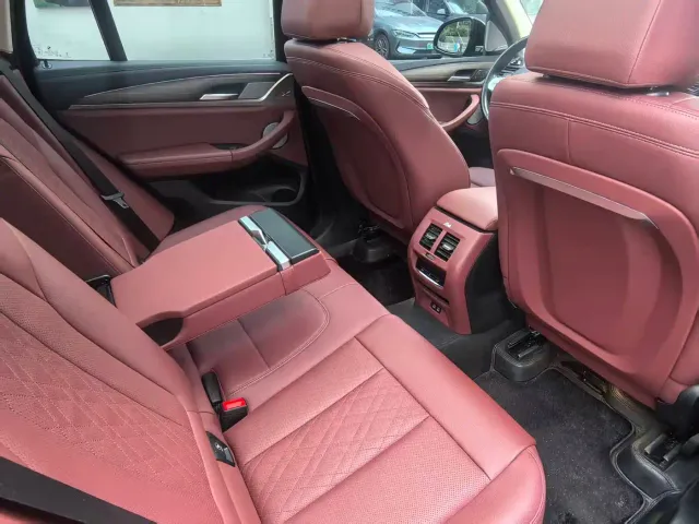 BMW X3 — Фото автомобиля 11