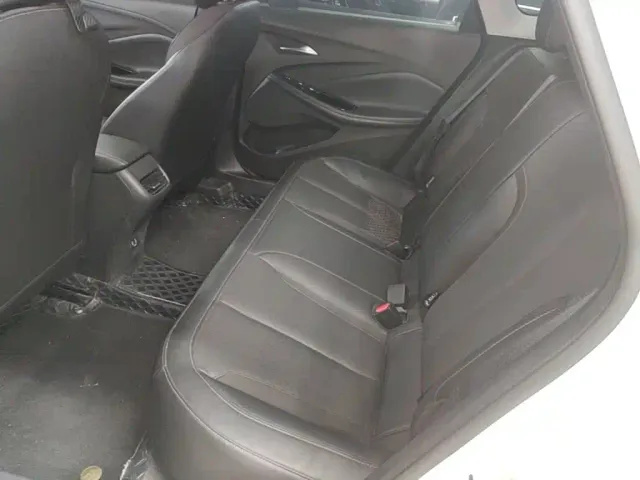 Buick Verano — Фото автомобиля 16