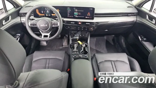 Kia K5 Новый K5 3 поколение 2.0 LPi(Для проката) — Фото автомобиля 7