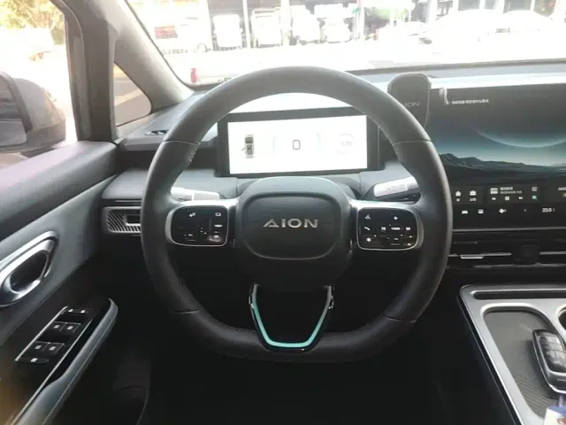 GAC Aion Y — Фото автомобиля 10
