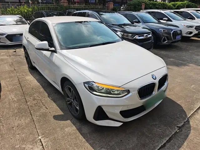 BMW 1 Series — Фото автомобиля 3
