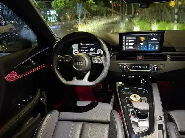 Audi A4L — Фото автомобиля 5