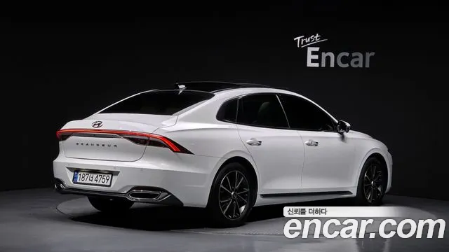 Hyundai Grandeur New — Фото автомобиля 2