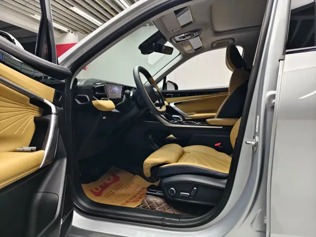 Geely Boyue L — Фото автомобиля 2