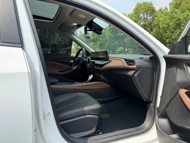 Buick Verano — Фото автомобиля 12