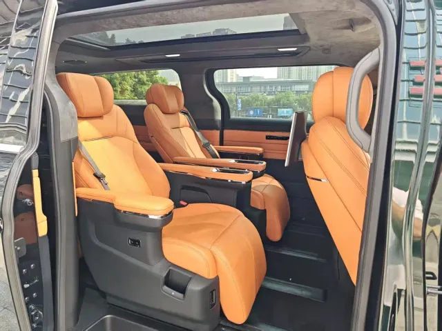 Geely Yizhen L380 — Фото автомобиля 8