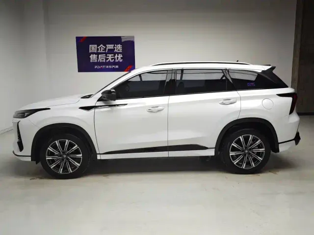 Changan CS75 Plus — Фото автомобиля 9