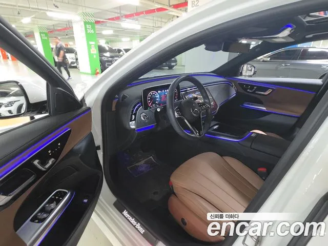 Mercedes-Benz E-Class W214 — Фото автомобиля 15