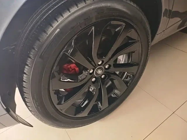 Land Rover Discovery Sport — Фото автомобиля 22