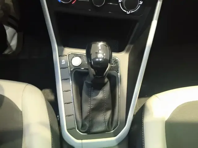 Volkswagen Polo 2021 Plus 1.5L Automatic Colorful Tech Edition — Фото автомобиля 13