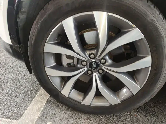Land Rover Discovery Sport — Фото автомобиля 22