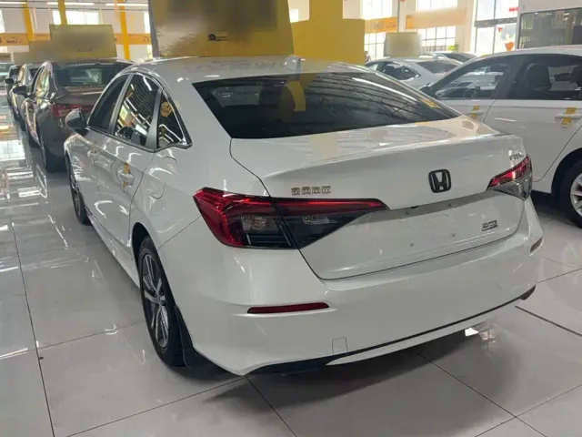 Honda Civic — Фото автомобиля 6