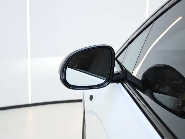 Li Auto Li i8 2025 Standard Edition — Фото автомобиля 23