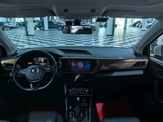 Volkswagen Tharu — Фото автомобиля 11