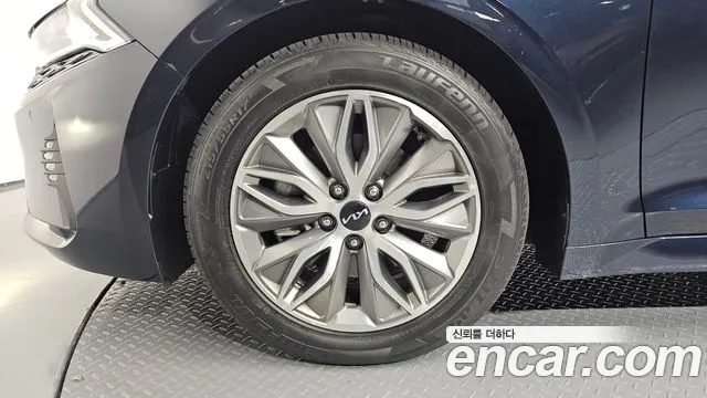 Kia K5 Prestige — Фото автомобиля 4