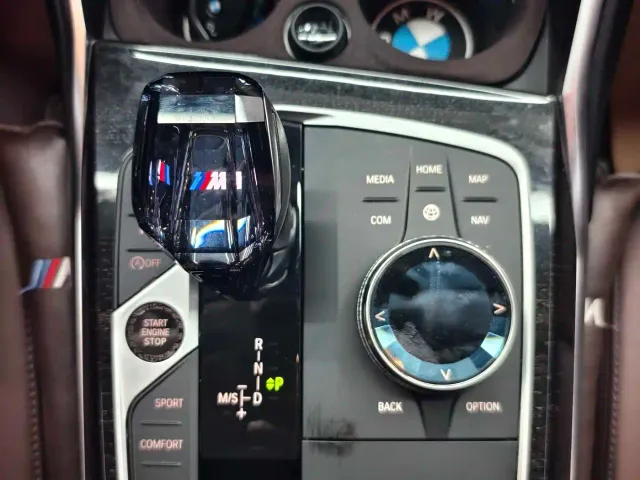BMW 3 Series — Фото автомобиля 9