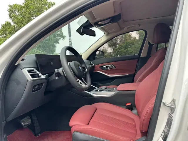 BMW 3 Series — Фото автомобиля 5