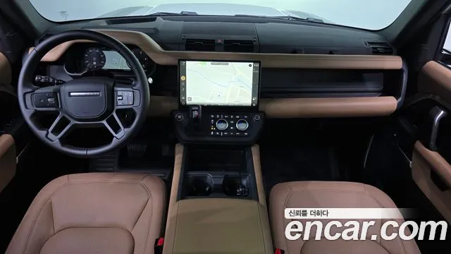 Land Rover Defender — Фото автомобиля 7