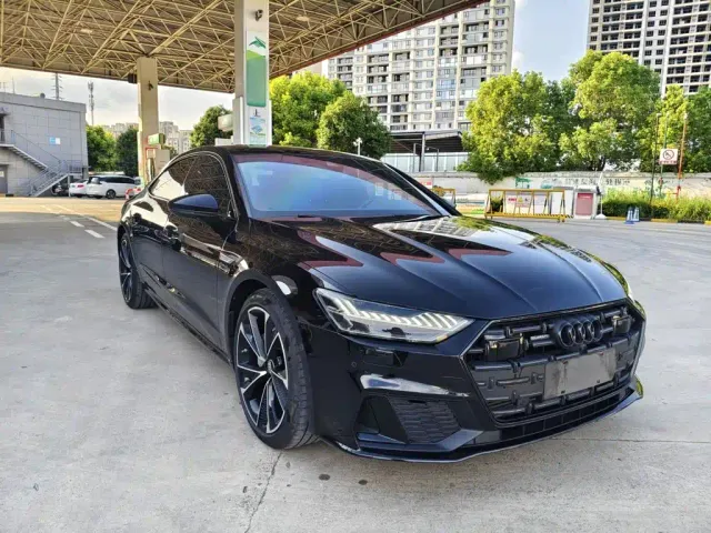 Audi A7L — Фото автомобиля 4