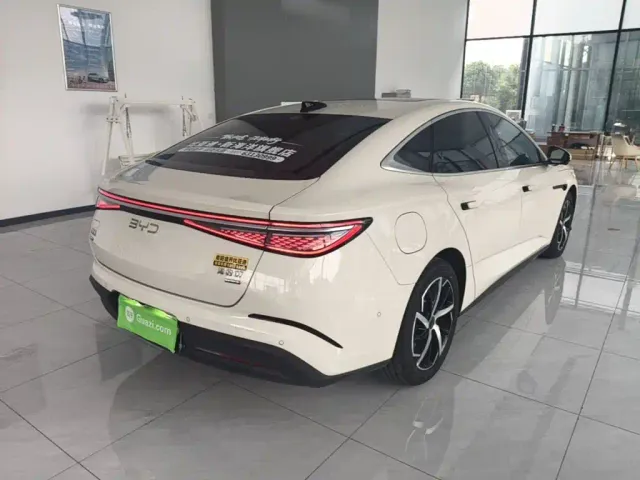BYD Seal 07 DM-i — Фото автомобиля 6
