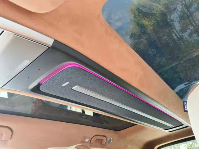 iCAR V27 — Фото автомобиля 14