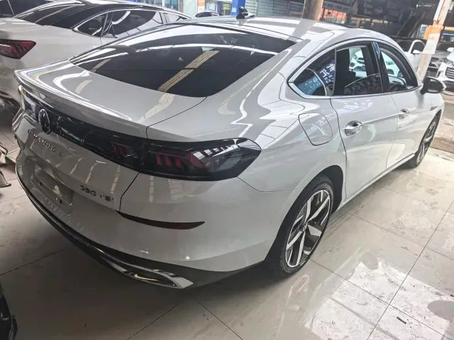 Volkswagen Lamando — Фото автомобиля 4