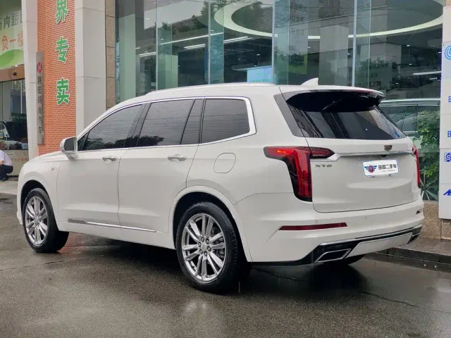 Cadillac XT6 — Фото автомобиля 4