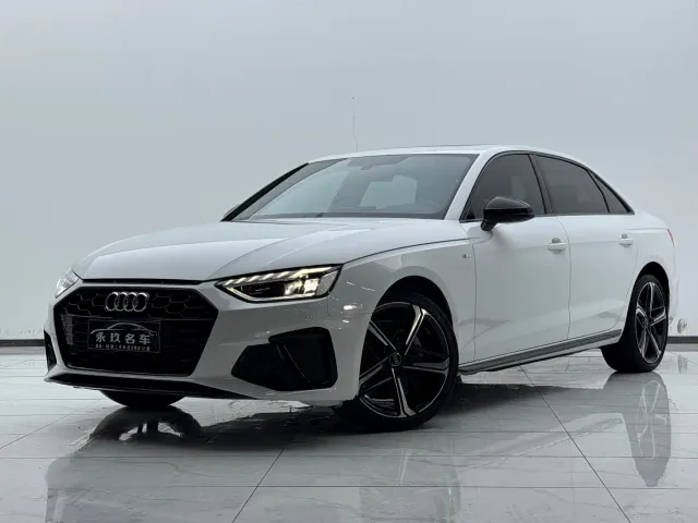 Audi A4L — Фото автомобиля 13