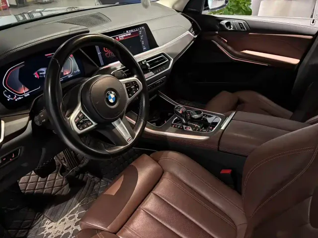 BMW X5 — Фото автомобиля 9