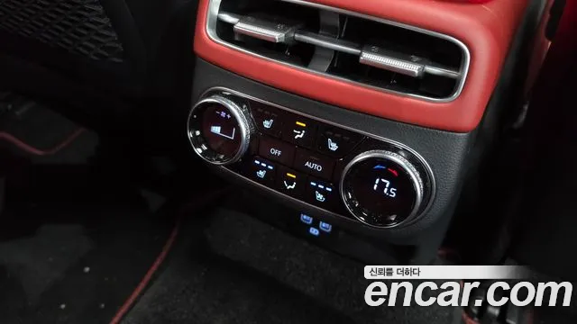 Genesis GV70 2.5T Бензин AWD — Фото автомобиля 29