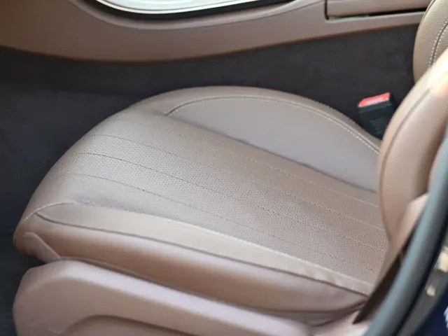 Mercedes-Benz E-Class — Фото автомобиля 13