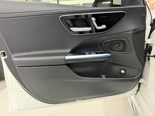 Mercedes-Benz C-Class — Фото автомобиля 10