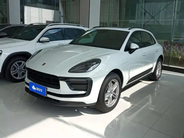 Фотография автомобиля — Porsche Macan