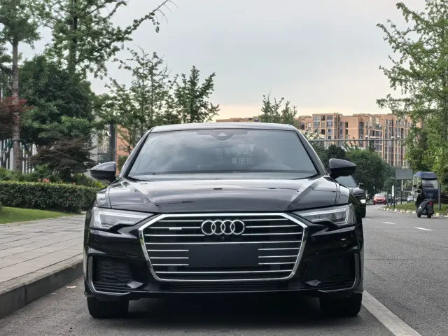 Audi A6L — Фото автомобиля 2