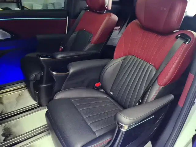GAC Trumpchi M8 — Фото автомобиля 16