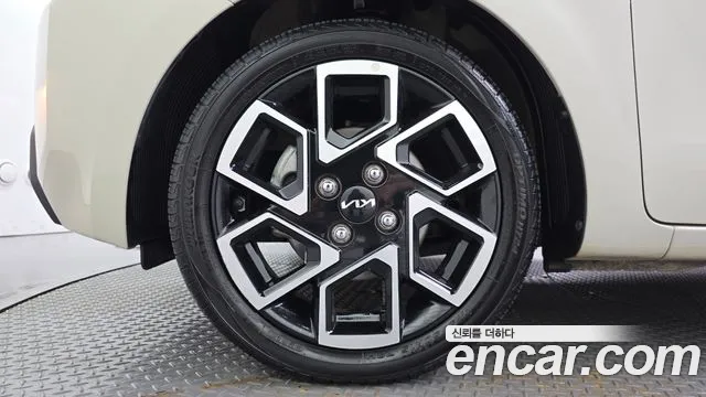 Kia RAY Новый Kia Ray Signature — Фото автомобиля 5