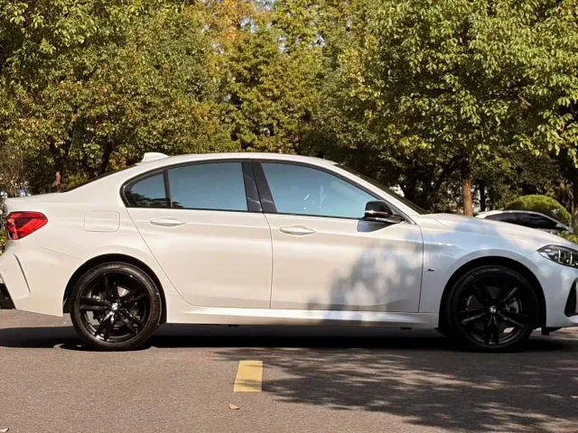 BMW 1 Series — Фото автомобиля 4