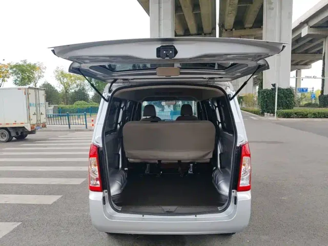 Wuling Rongguang S — Фото автомобиля 18