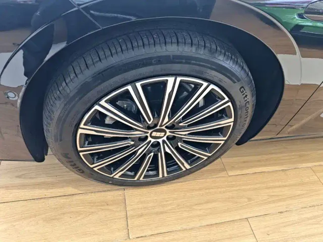 Geely Galaxy Xingyao 8 — Фото автомобиля 22
