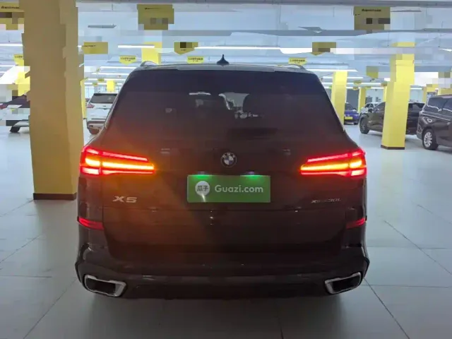 BMW X5 — Фото автомобиля 5