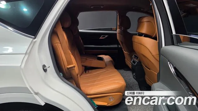 Genesis GV80 — Фото автомобиля 12