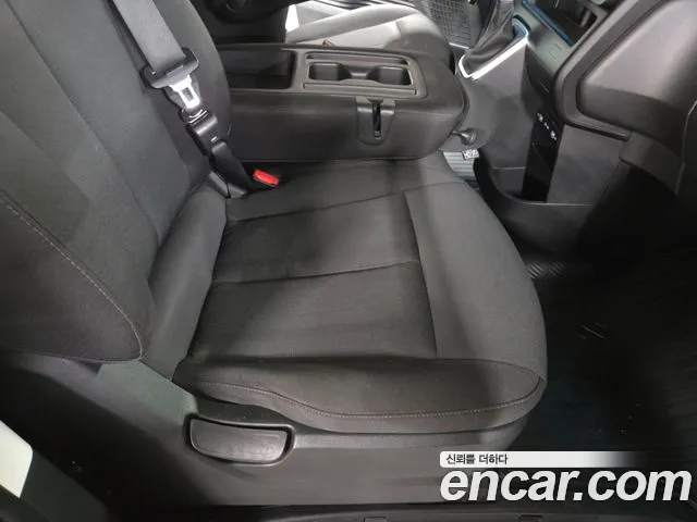 Hyundai Staria — Фото автомобиля 17