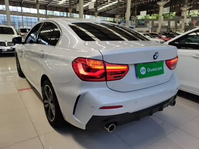 BMW 1 Series — Фото автомобиля 4