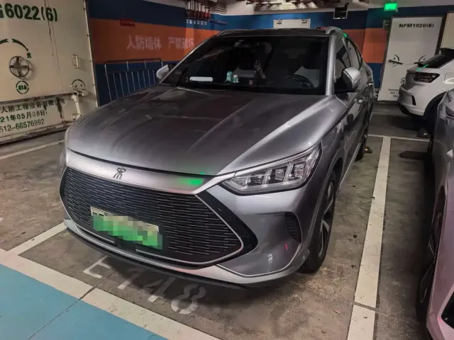 Фотография автомобиля — BYD Song PLUS