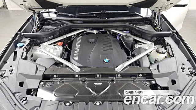 BMW X5 xDrive 40i M Sport — Фото автомобиля 5