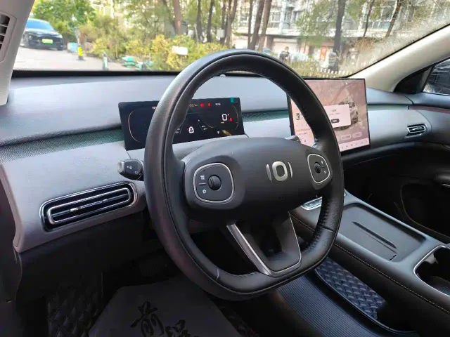 Changan Qiyuan Q05 — Фото автомобиля 11