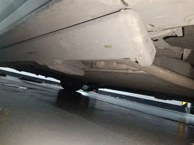 Li Auto L9 — Фото автомобиля 16