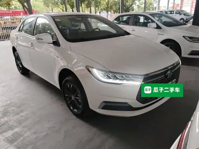BYD Qin — Фото автомобиля 3