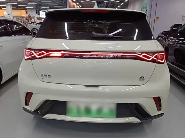 BYD Dolphin — Фото автомобиля 5