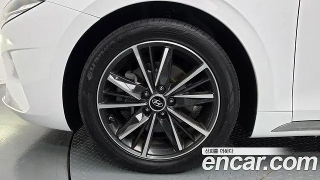 Hyundai Grandeur Новый Grandeur IG — Фото автомобиля 5
